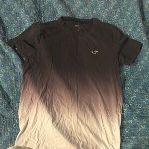 Hollister Men's Black and White Gradient T-Shirt